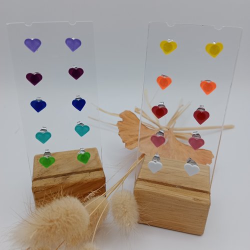 Clous d'oreilles collection enfance