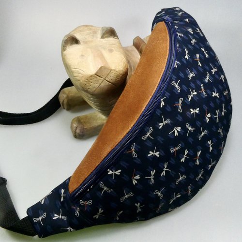 Sac banane bleu marine