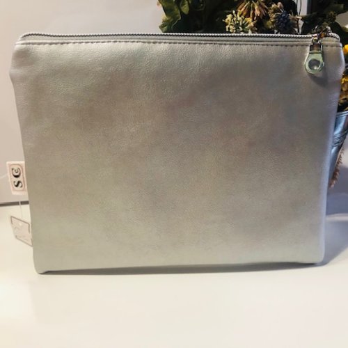 Pochette plate