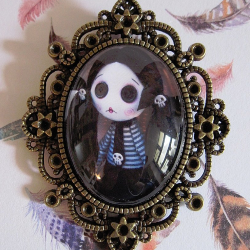 Broche poupée gothique skull penny dreadful halloween