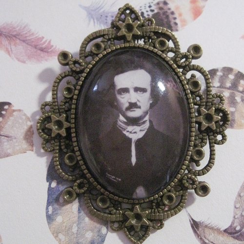 Broche camee edgar poe gothique steampunk retro vintage.