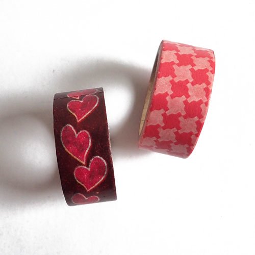 Masking tape coeurs rouge bordeaux 15 mm x 3 mètres