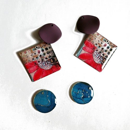 Breloques cabochons bleu violet x 4