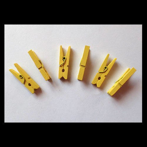 Mini pinces à linge 3 cm jaunes x6