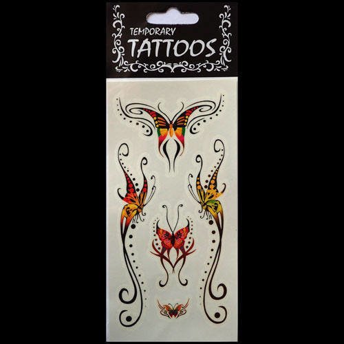 Tatouages papillons style tribal 
