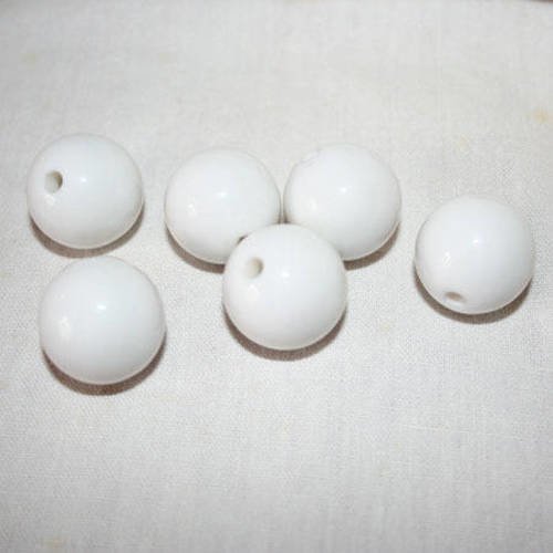 Perles acrylique rondes blanches 2 cm x 6