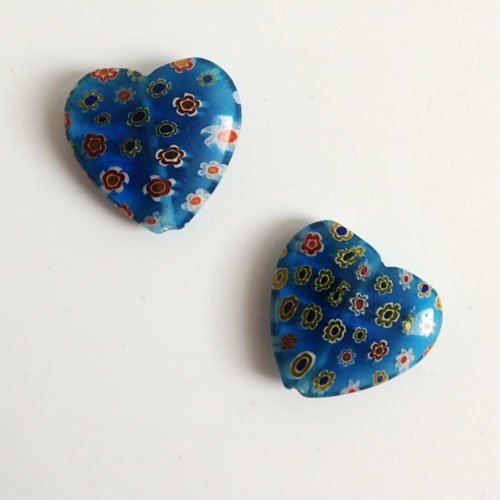 Perles millefiori coeurs bleu x 2