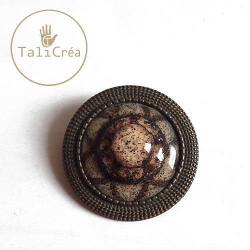 Broche bronze ronds superposés en sables naturels jaune, marron