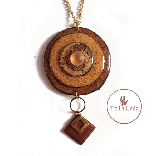 Collier ronds superposés en sable rouge marron ocre