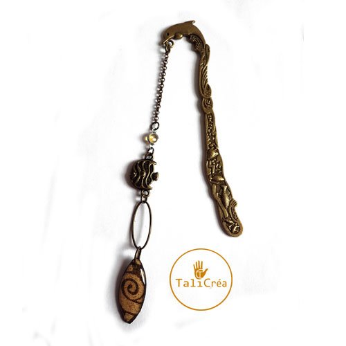 Marque page bronze, planche de surf en sable marron et jaune