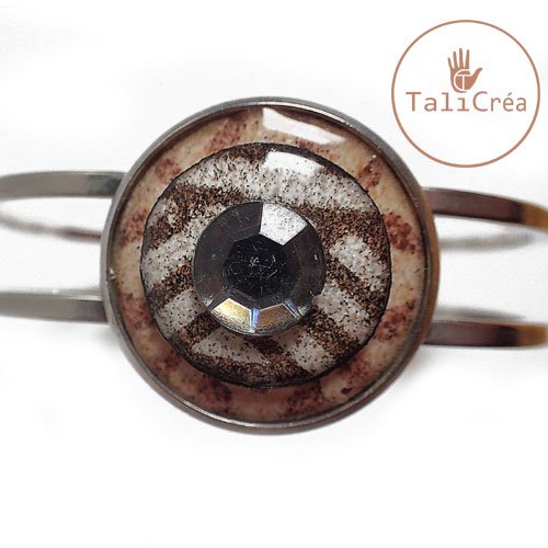 Bracelet argenté cabochons superposés en sables rouge, jaune, blanc, marron et strass