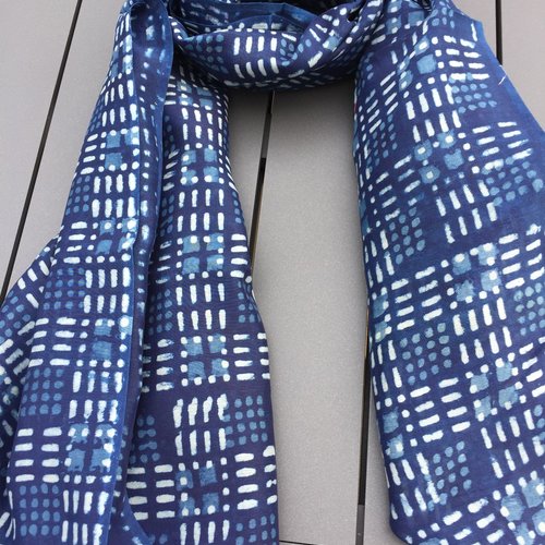 Long foulard coton et soie, long cheche, coton et soie, block print, paréo design au tampon, manuellement, couleurs végétales