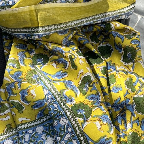 Grand foulard carré, voile de coton indien block print