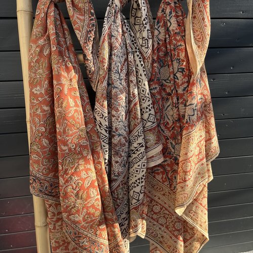 Grands bandanas : 3 modèles différents, au choix, coton block print et couleurs végétales