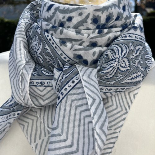 Grand foulard carré, voile de coton indien block print