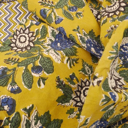 Coton indien block print, moutarde bleu marine et blanc, dessins style motifs provençaux, couleur végétale