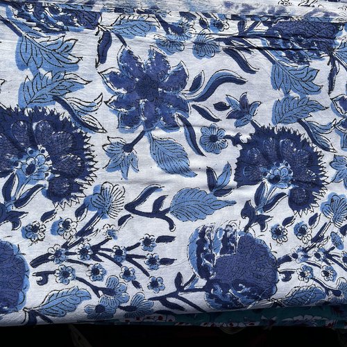 Tissu indien au mètre, voile de coton imprimé main, block print, couleurs végétales