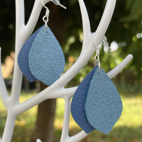 Boucles d'oreilles en cuir feuilles bleues