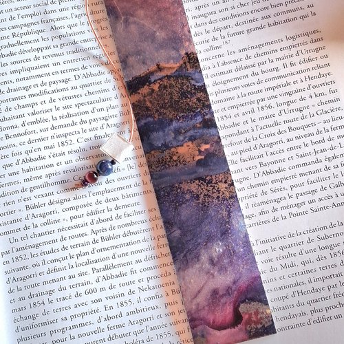 Marque page cuir " paysage astral"