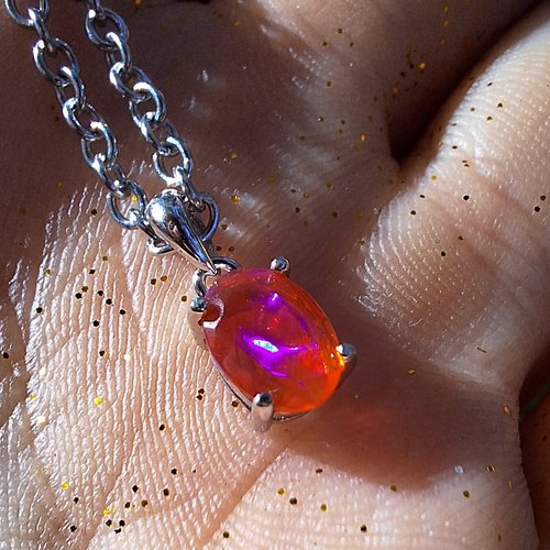 Collier opale de feu
