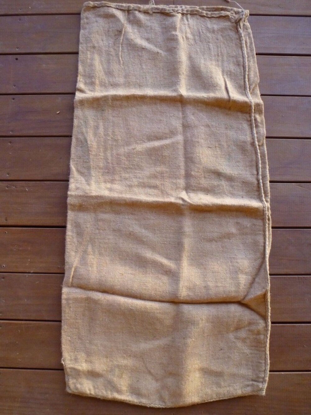 Comment Nettoyer Un Vieux Sac En Toile De Jute Diy Comment Laver Une Toile De Jute La Greener Family