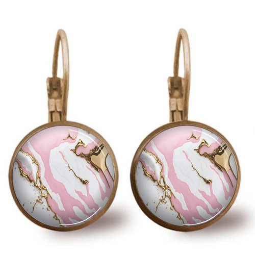 Boucles d’oreilles motif abstrait