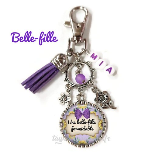Porte-clés belle fille personnalisable – une belle fille formidable