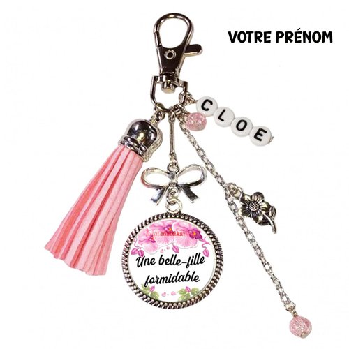 Porte-clés belle-fille formidable, personnalisé avec prénom en lettres