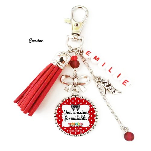 Votre prénom, porte clés une cousine formidable, idée cadeau pour elle, prénom lettres