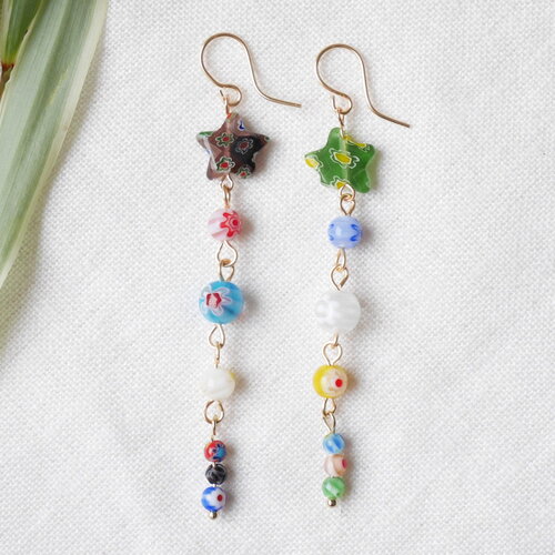Boucles longues en verre millefiori – bijoux pendants étoile colorés et audacieux
