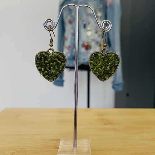 Boucles d’oreilles cœurs verts