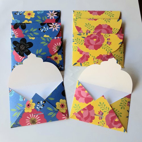 Lot de 8 petites enveloppes