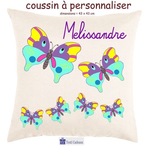 Coussin écru au toucher très doux, papillon à personnaliser avec un prénom exemple mélissandre