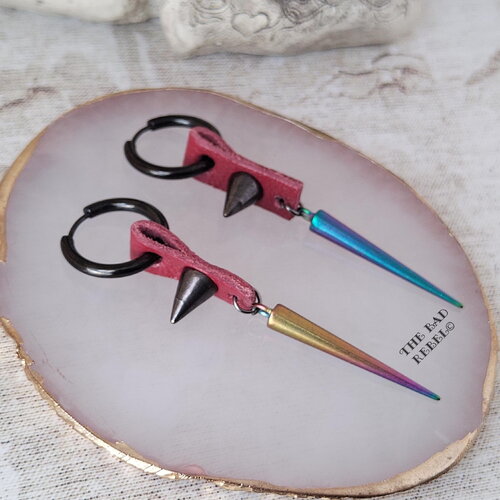 Boucles d'oreilles creoles alternative noir homme !double spike! bordeaux en cuir et acier inoxydable t.7cm x 1.8cm the bad rebel collection