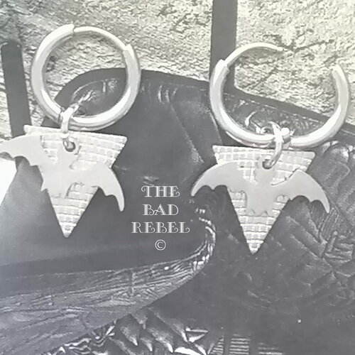 Original  boucle d'oreilles creole !! bat triangle !!homme argente t.2.5cm x 1.5cm acier inoxydable the bad rebel collection boho chic