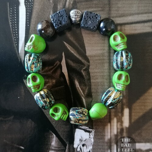 Original bracelet !! skullave !! rouge with pearls de lave et howlite pearls t.18cm élastique the bad rebel collection boho chic