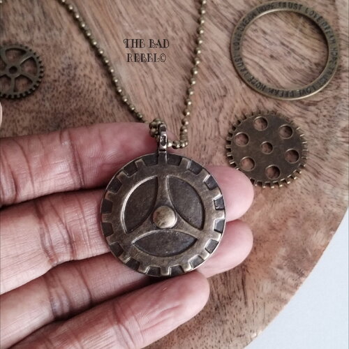 Original collier homme pendentif steampunk rouage chaîne à billes boule en metal bronze long 43cm the bad rebel collection steampunk!!