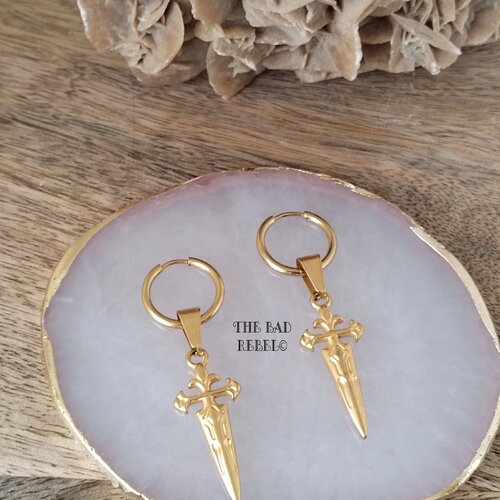 Original créoles acier inoxydable !! golden dagger !! pendentifs en acier inoxydable dore t1.8cm x 5cm the bad rebel collection golden!!