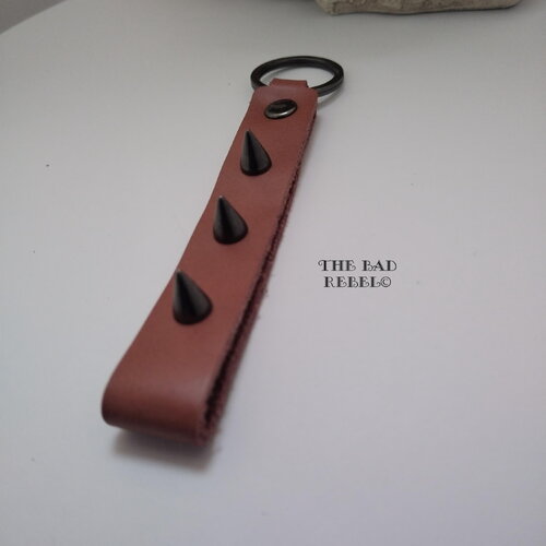 Original porte cles homme !! marron spike !! en cuir marron et gun metal t.11cm x 2.5cm the bad rebel collection boho chic