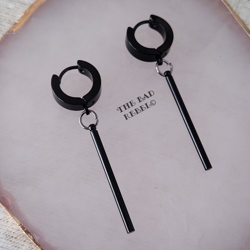 Boucles d’oreilles créoles night stick – homme / femme – collection the bad rebel – dark mode t:1.3cm x 4.7cm