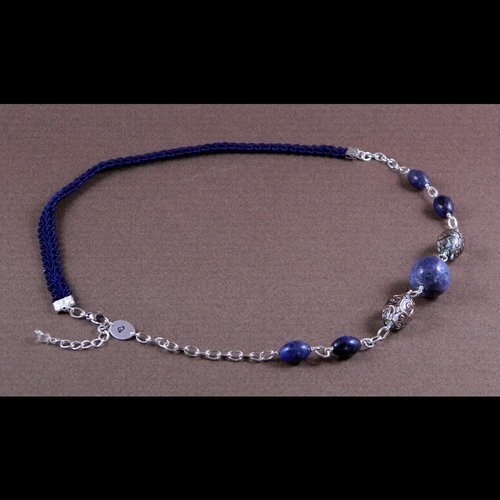 Bijou de tête/collier 'mers du sud' en chaîne plaquée argent, galon épi de blé bleu marine et perles de verre artisanales 