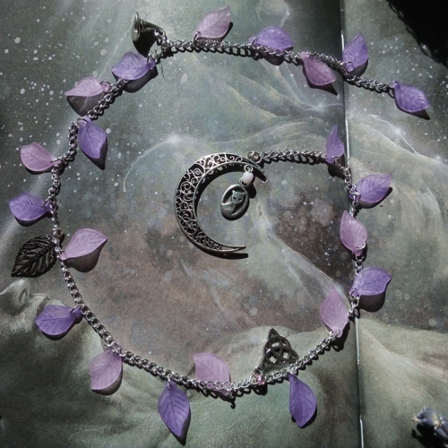 Marque page lune chat violet