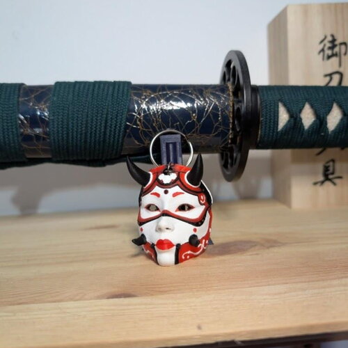 Porte-clé masque de hannya japonais imprimé en 3d - parfait pour sac à dos, clés, cadeau