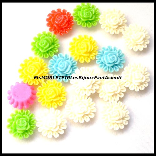 Cabochons acryliques fleurs 10 mm x 18 pour bijouterie brodée ou collage