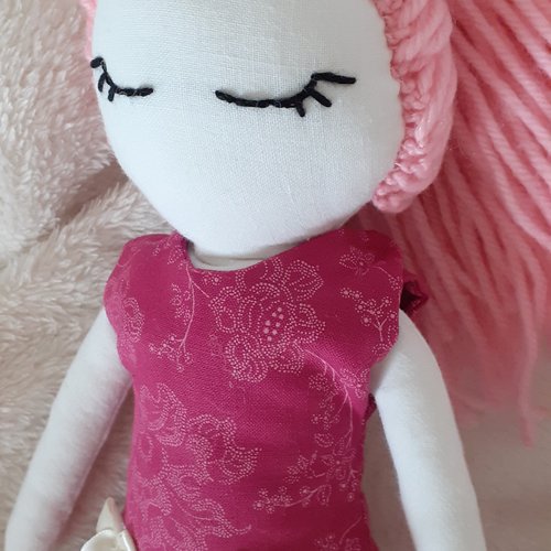Poupée chiffon rosie