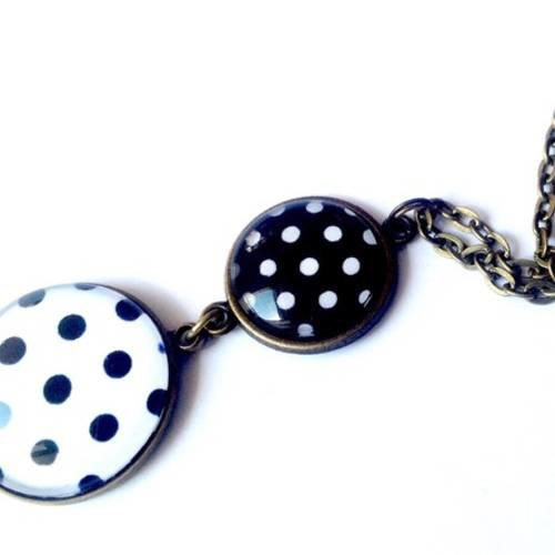 Collier pois noir et blanc cabochon en verre retro vintage chaîne en bronze.