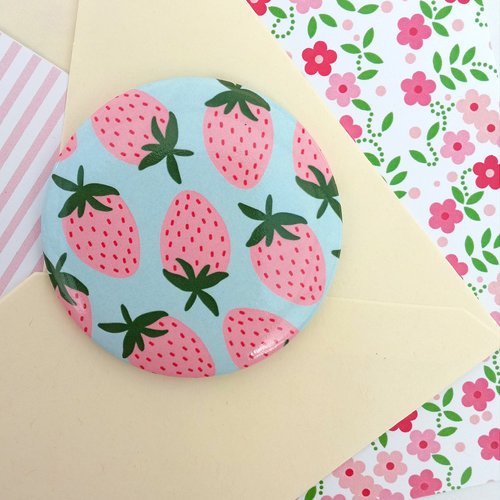 Magnet 56 mm motif fraise, magnet printemps été, porte-bonheur, grand format