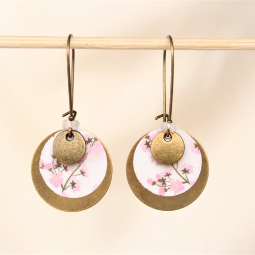 Boucles d'oreilles rondes fleur de cerisiers modèle chibana 千花 : mille fleurs