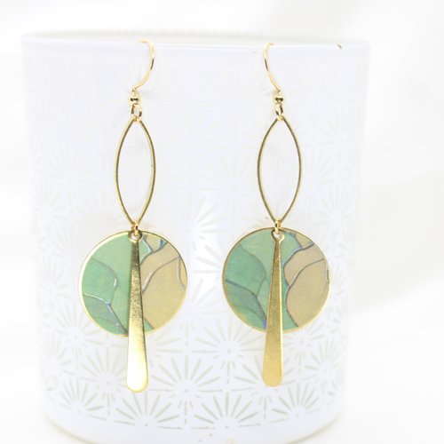 Boucles d'oreilles géométriques pétale de fleurs vert et jaune et doré crochet inoxydable
