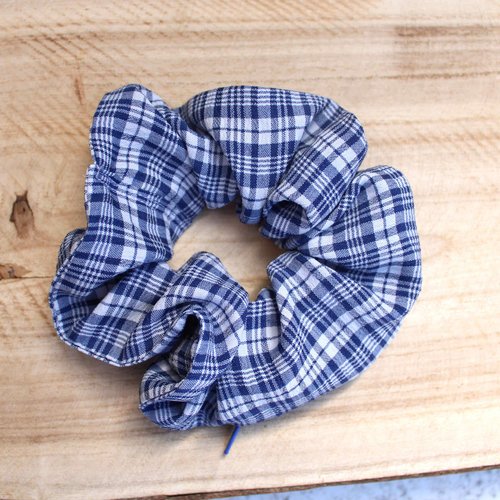 Chouchou zippé chouchou fermeture carreaux bleu et blanc